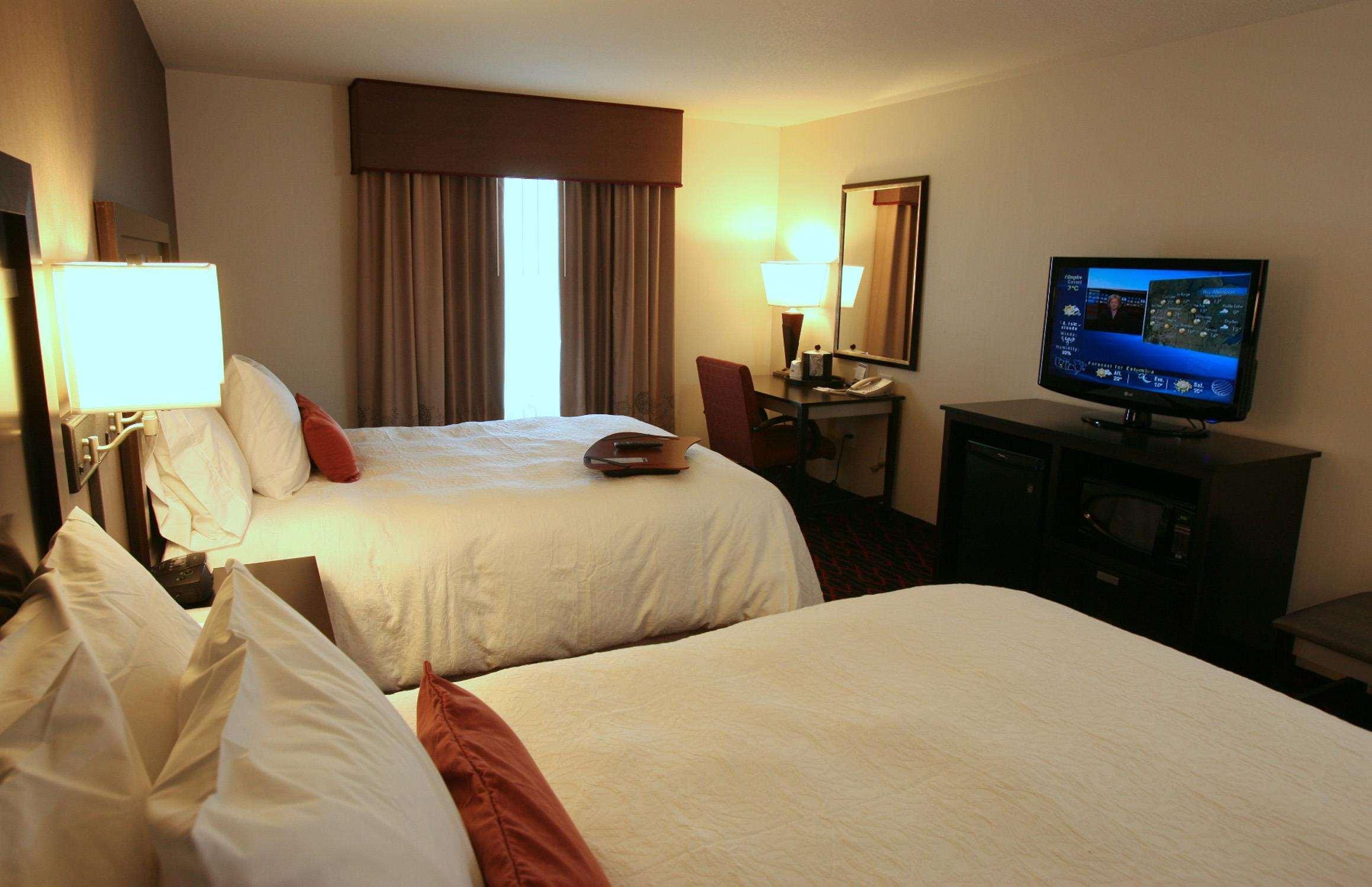 Hampton Inn & Suites Red Deer Penhold Chambre photo